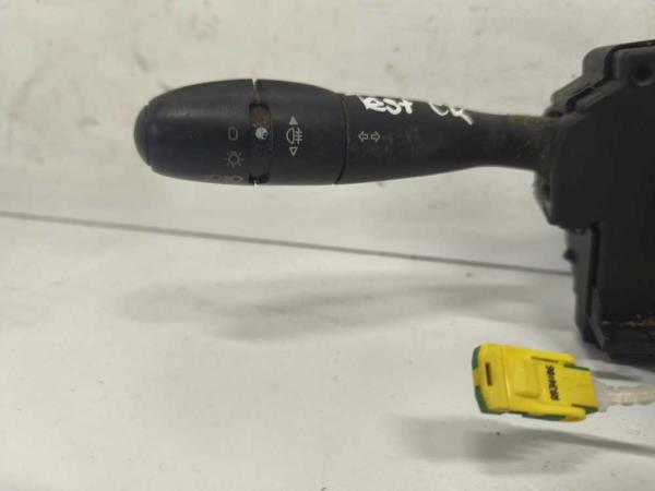 COMMODO CITROEN BERLINGO/ PEUGEOT PARTNER - Vue 2